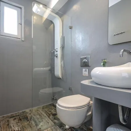 Endearing Naxos Quadruple Private Balcony Center 公寓 Naxos City